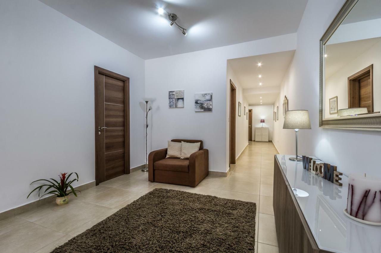 Sunny Modern Apartments Mellieħa Buitenkant foto